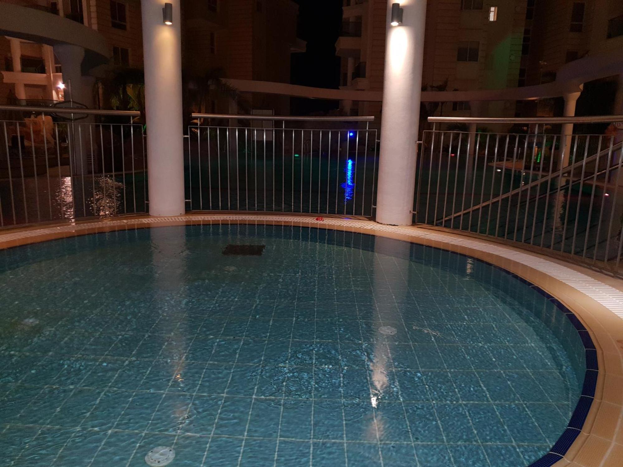 Exclusive Top Luxury Penthouse Near The Sea With Privat Roof-Pool Apartment Ейлат Екстериор снимка