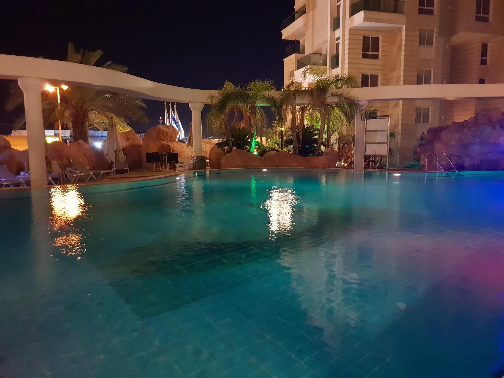 Exclusive Top Luxury Penthouse Near The Sea With Privat Roof-Pool Apartment Ейлат Екстериор снимка